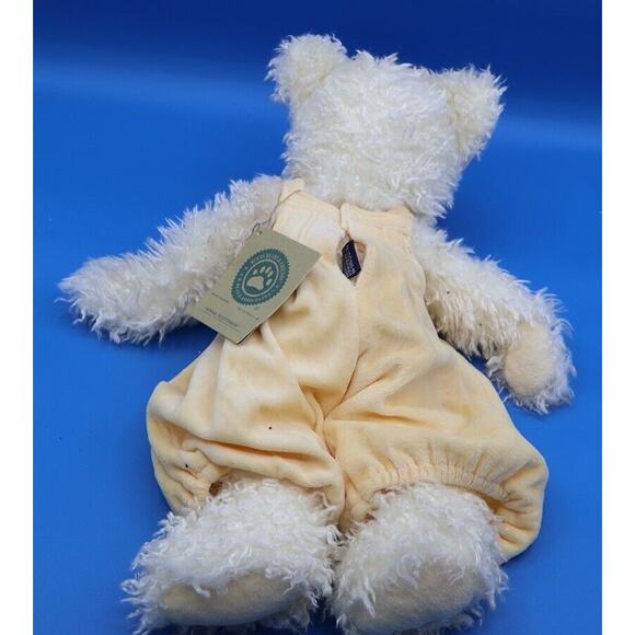 Boyd’s Bear Winnie Wuzzwhite 20th Anniversary - Picture 2 of 9